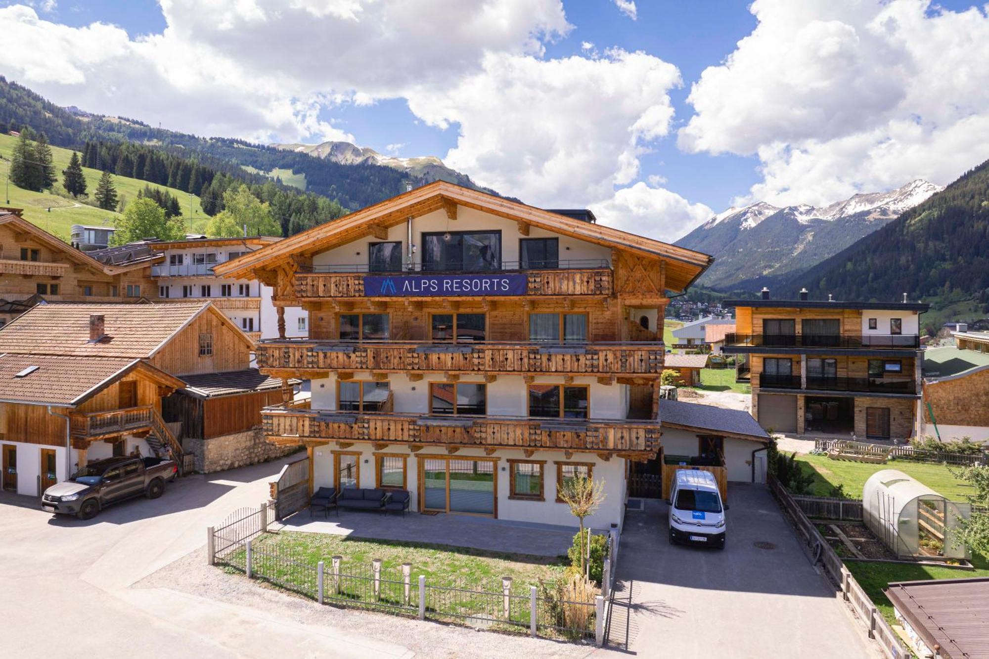 Zugspitz Suites Lermoos By Alps Resorts Экстерьер фото